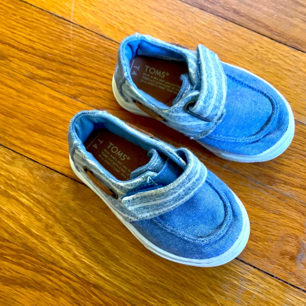 Toms Velcro denim stripe 4T shoes